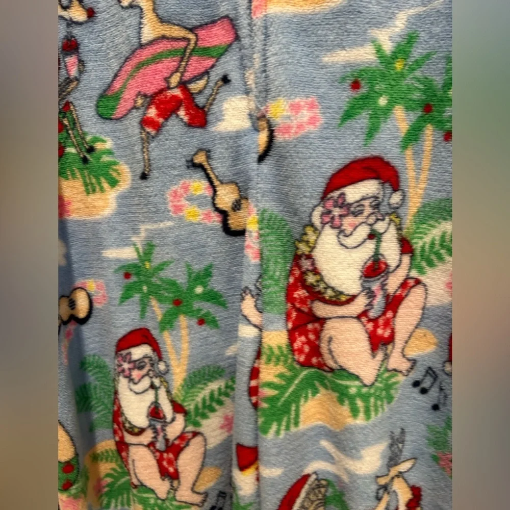 Women's large Secret Treasures Aloho Christmas Onesie zip‎ large